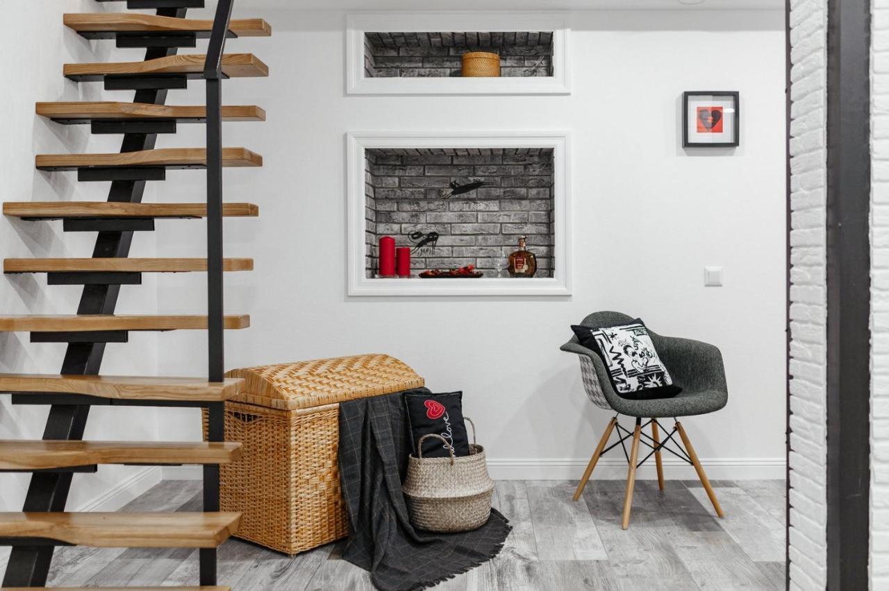 Two-Room Apartment On Lanzheronovskaya Одесса Экстерьер фото